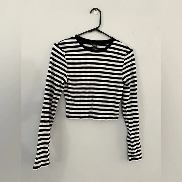 wild fable Tops - Wild Fable Stripe Crop Top Long Sleeve White Black Shirt Size M